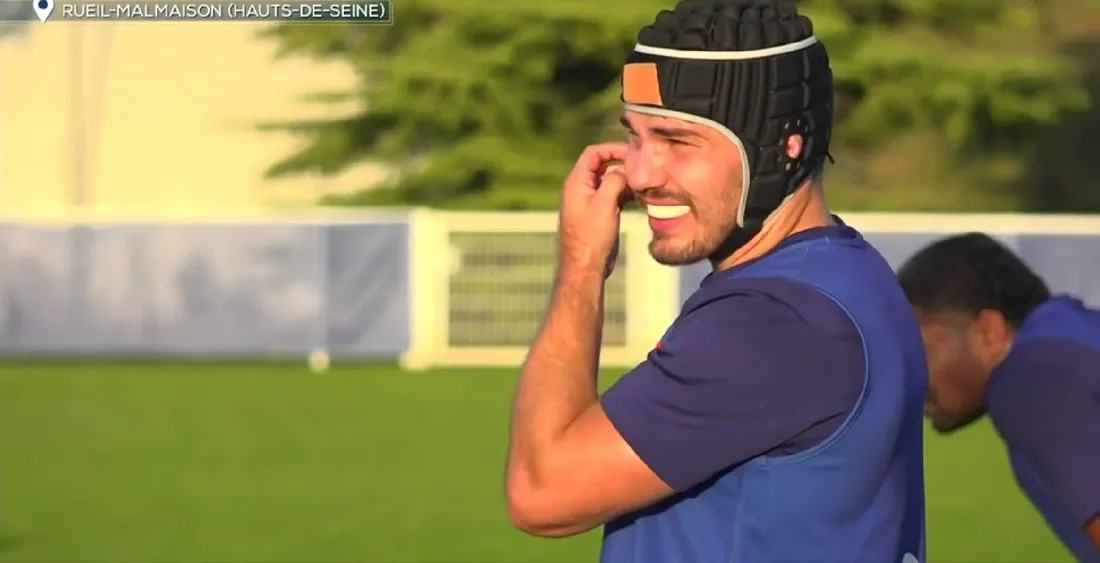 Antoine Dupont casque XV de France