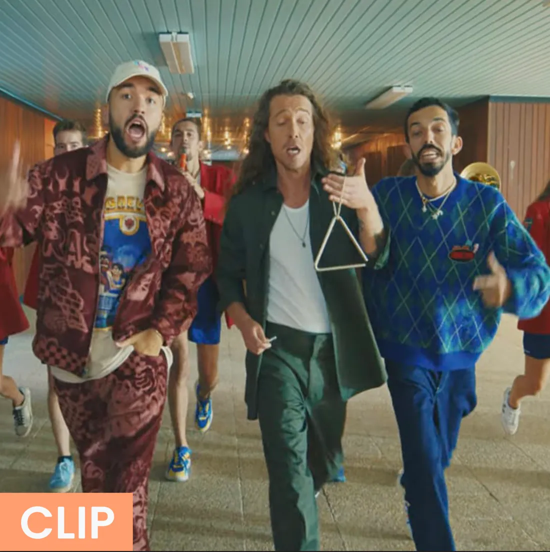 Big Flo & Oli prennent un coup de vieux avec Julien Doré