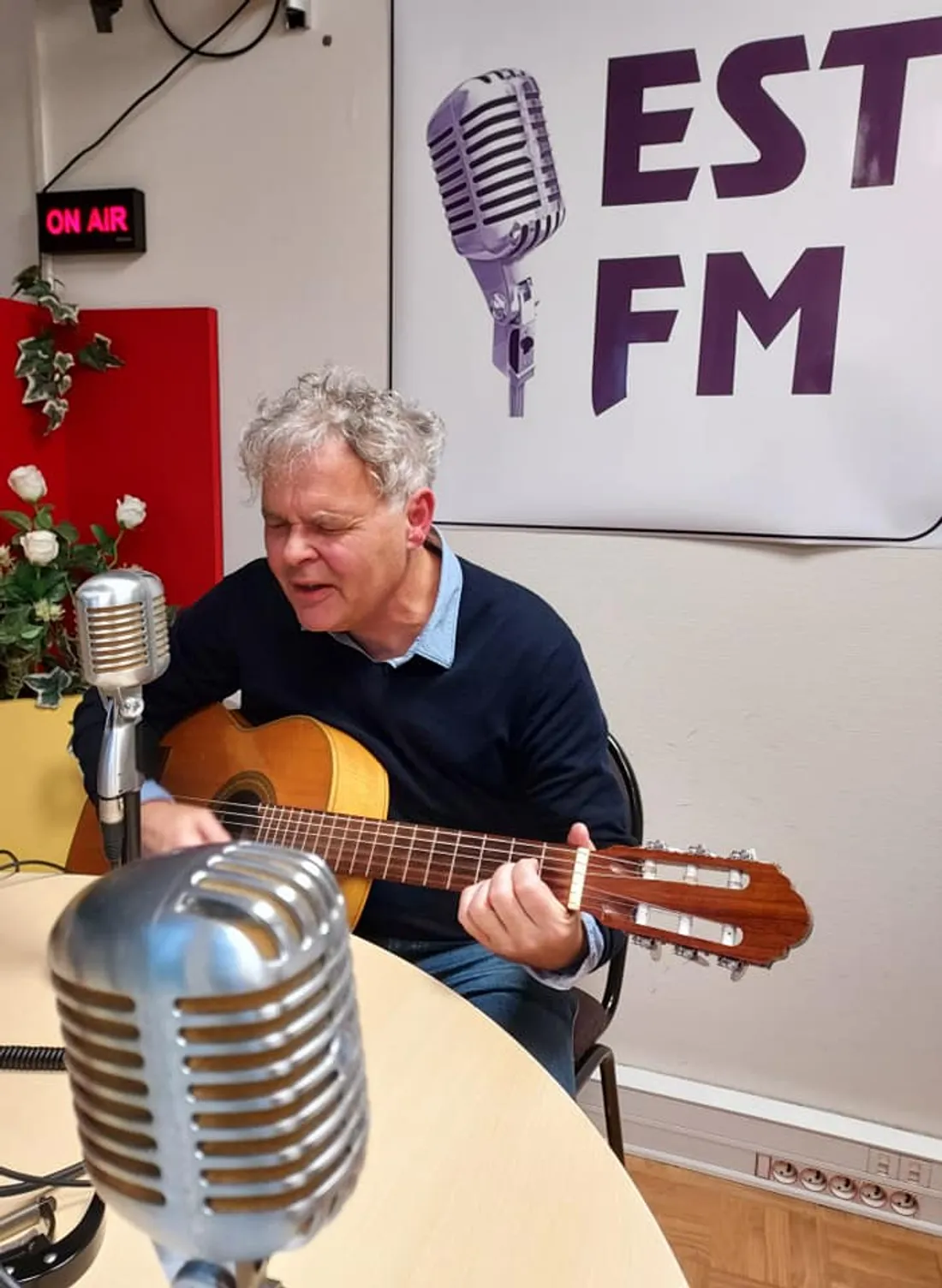 Mark Fendor au micro de Sylvie