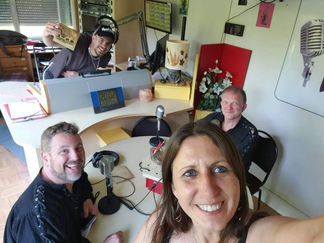 Gøljan en live sur EST FM