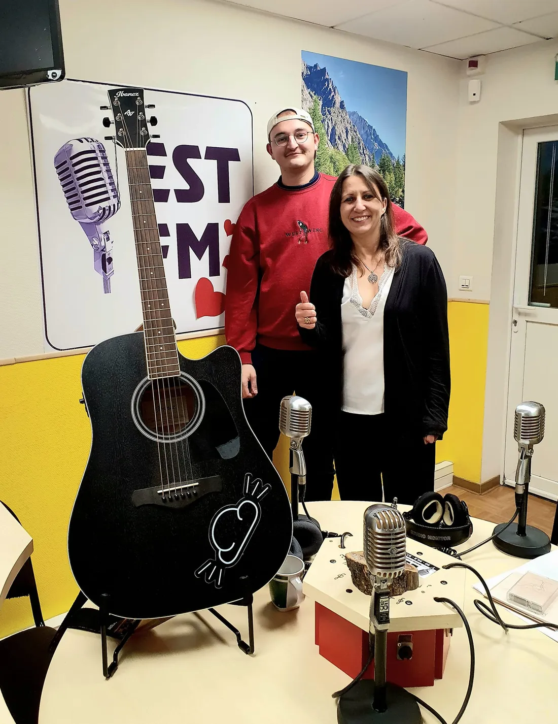 Nebbiu sur EST FM : album AQVA