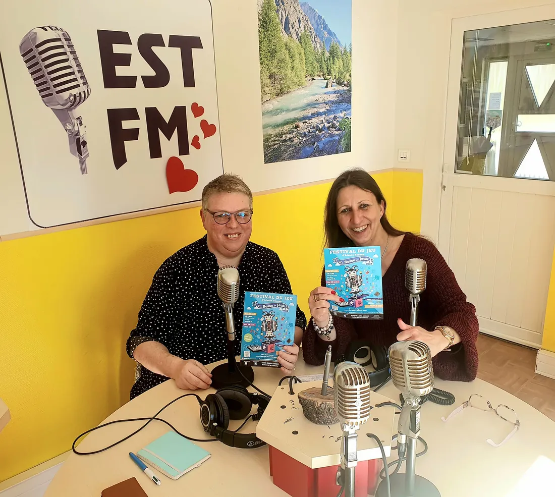 Sabine Schneider fondatrice du Festival du Jeu d'Alsace Bossue (Sarre-Union) sur EST FM