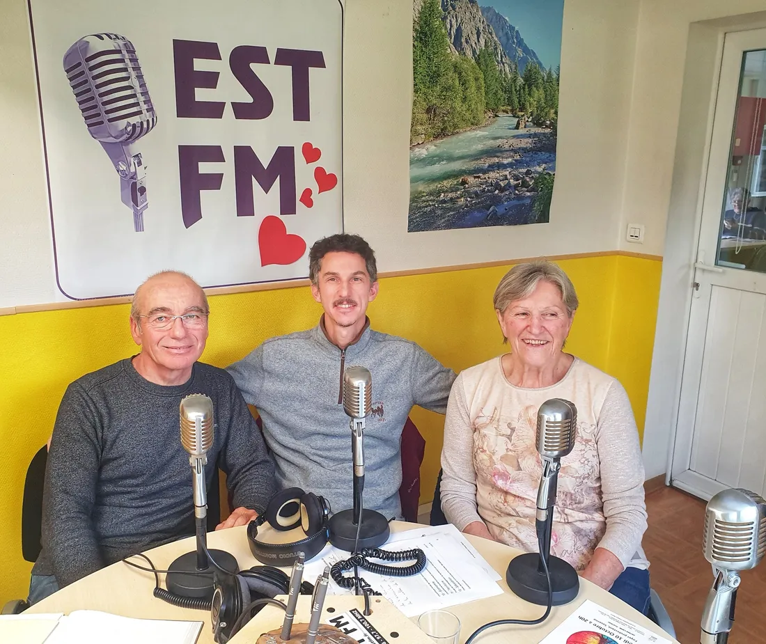 Le collectif IMPACTS sur EST FM