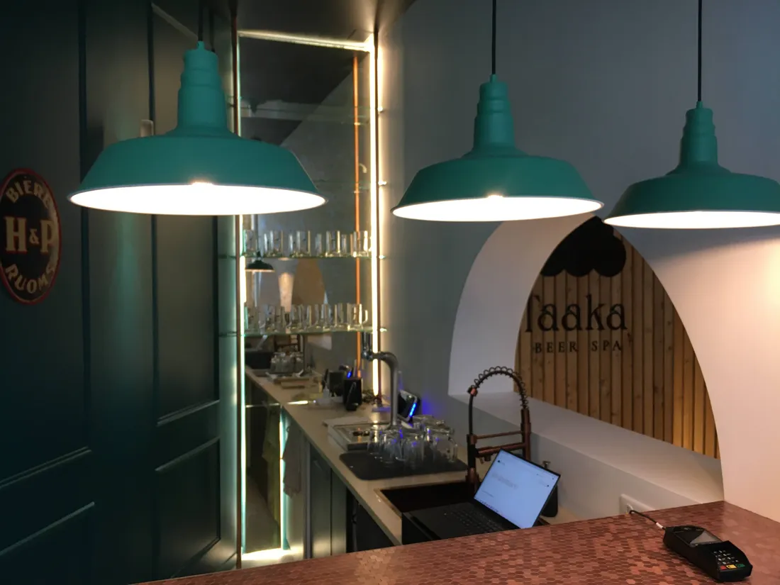 comptoir accueil taaka beer spa