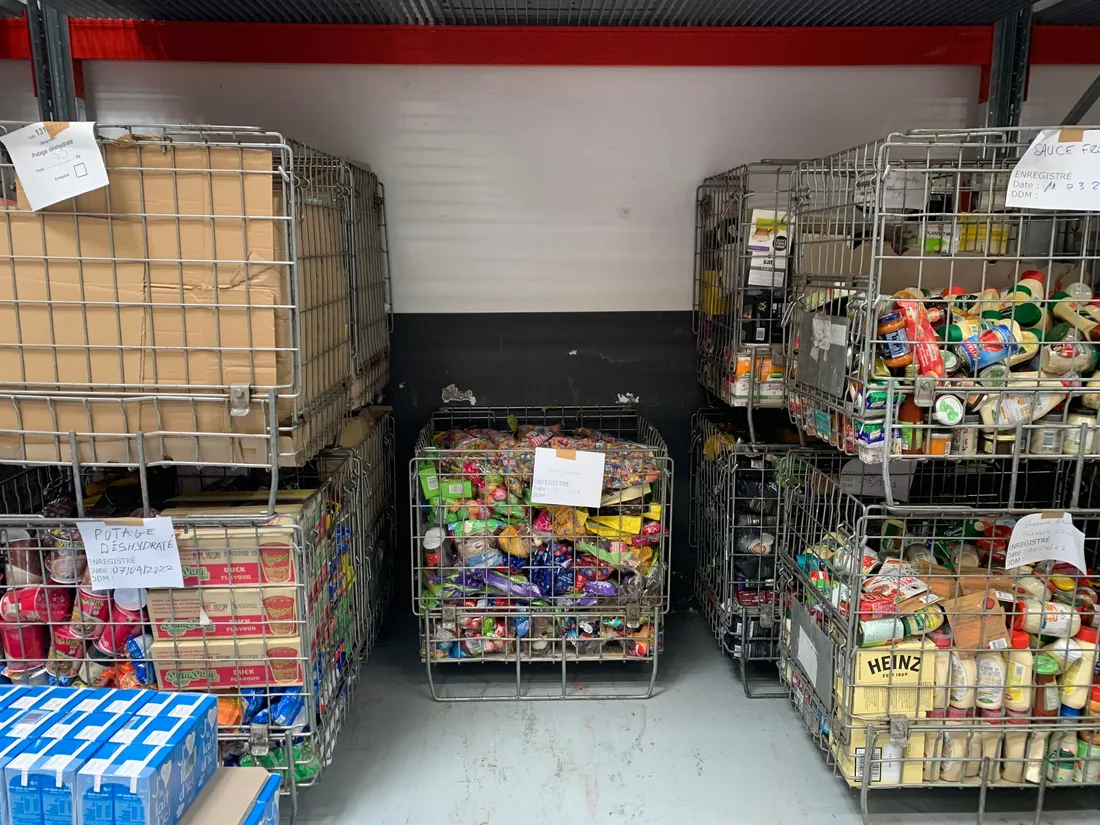 Les bacs de nourriture sont séparés en de nombreuses catégories