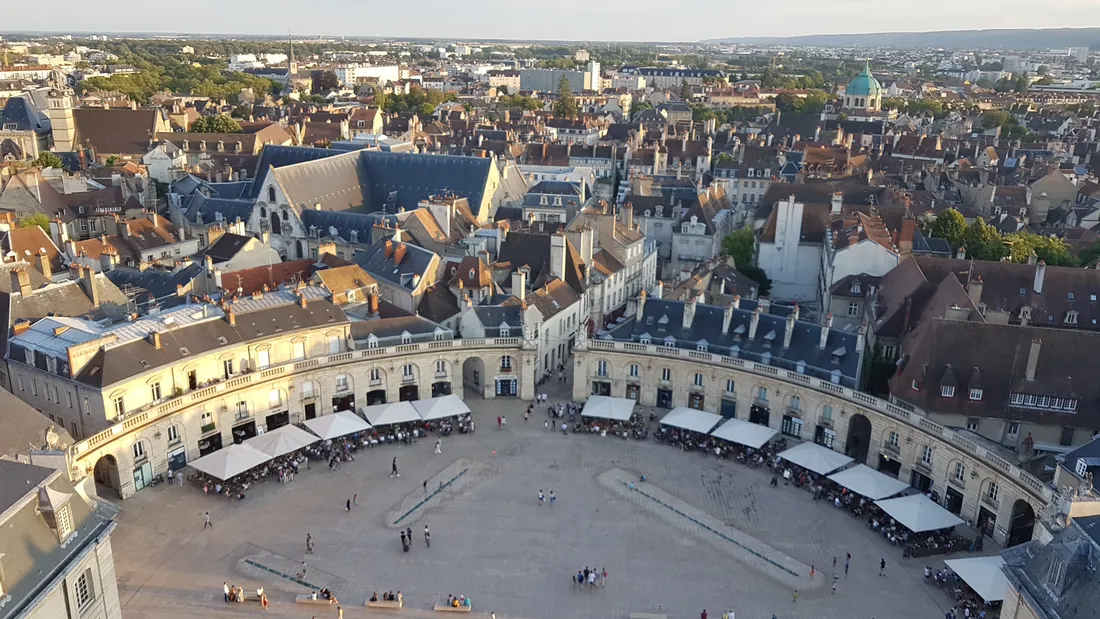 La vue de la Tour Philippe Le Bon.