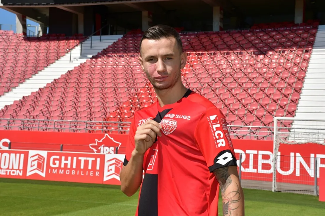 Bersant Celina est prêté à Stoke City