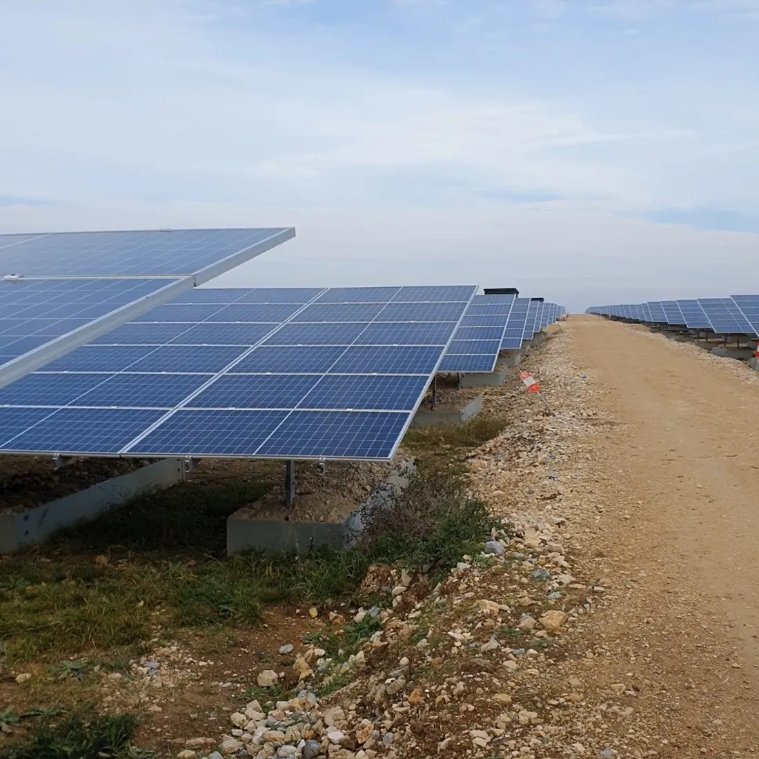 La centrale de Valmy, à Dijon, est l'un des exemples des sites photovoltaïques de la région 