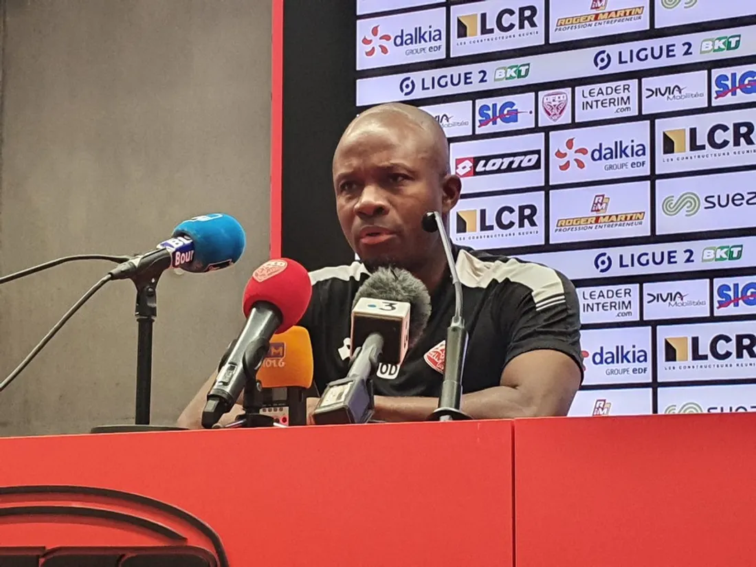 Omar Daf a convoqué 19 joueurs pour ce match.