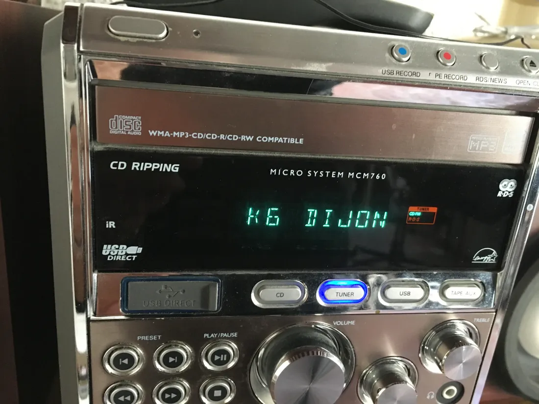 D'après le SIRTI, la radio locale est en danger