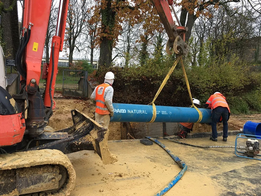 Les équipes d’ODIVEA ont remplacé ce lundi la canalisation rompue 