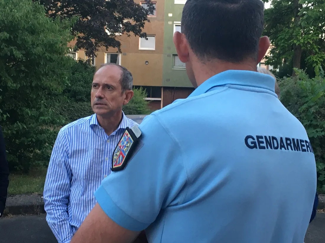 le préfet se rend au collège André Malraux