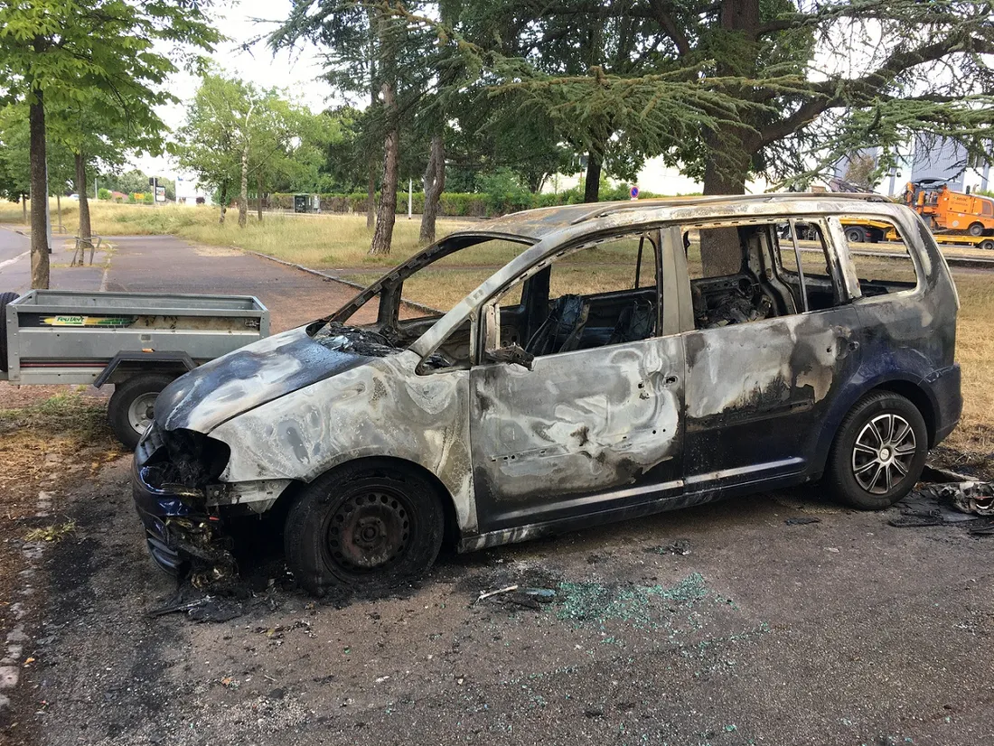 De nombreuses voitures ont été incendiées dans le quartier des Grésilles, à Dijon
