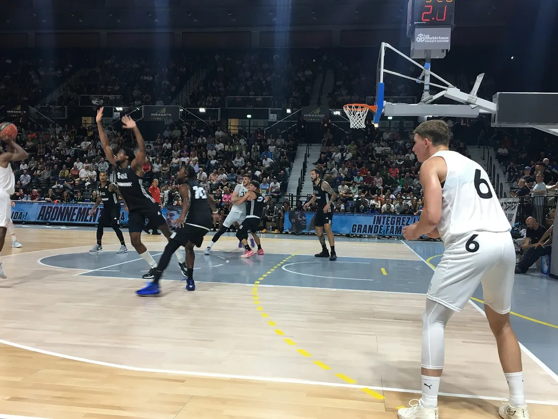 Les joueurs de la JDA recevaient l'ASVEL ce mardi soir 