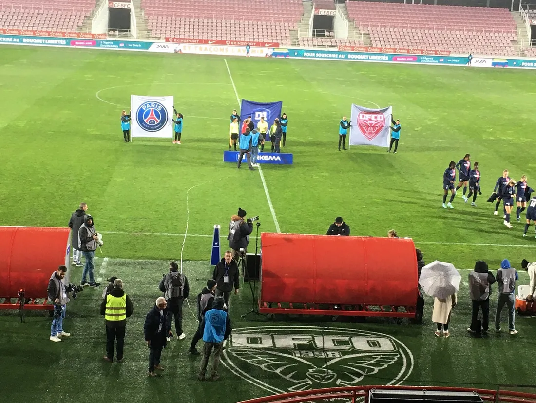 Les féminines du DFCO recevaient le PSG ce dimanche soir au stade Gaston Gérard
