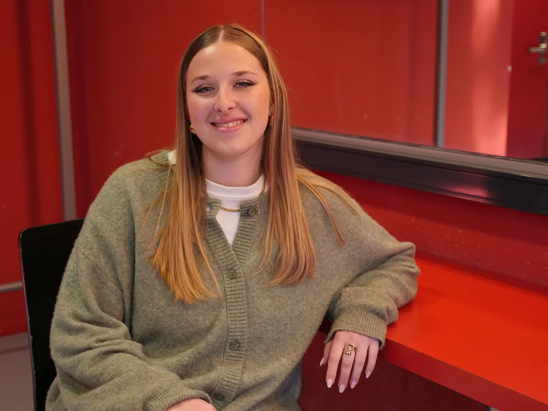 Le single d'Héléna Bailly, demi-finaliste de la Star Ac' 2023, s'appelle « Aimée pour de vrai ».