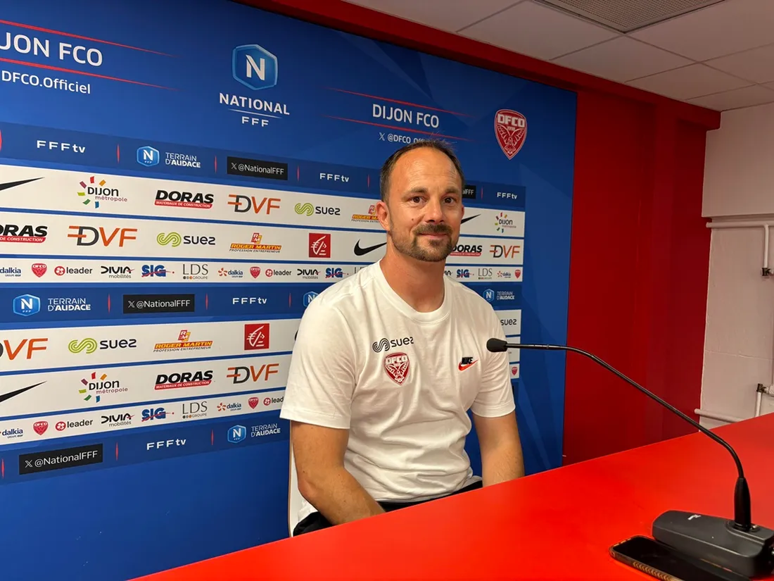 Le coach du DFCO Baptiste Ridira