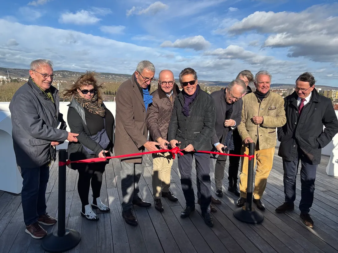 La direction de la cité des Climats et vins de Bourgogne a inauguré le belvédère situé sur le toit 