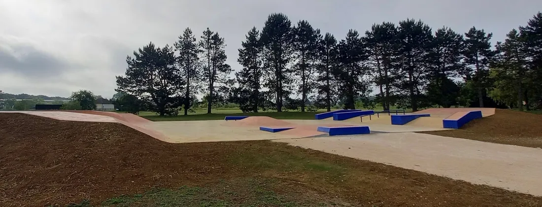 La mairie de Chevigny-Saint-Sauveur a terminé la construction d’un skatepark au parc de la Saussaie