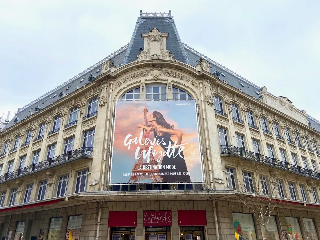 Catherine Hervieux, députée écologiste social réagit à propos de l'installation de Shein.