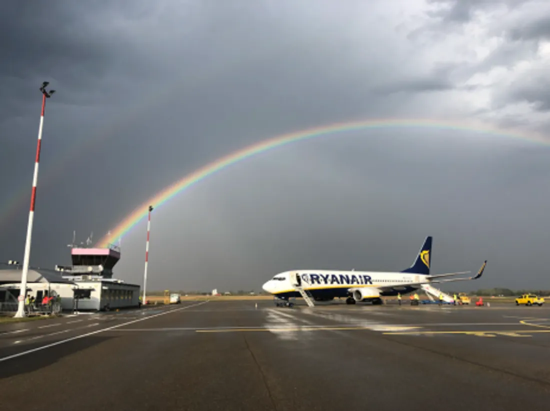 La compagnie aérienne irlandaise, Ryanair maintient ses vols à l'aéroport de Dole.