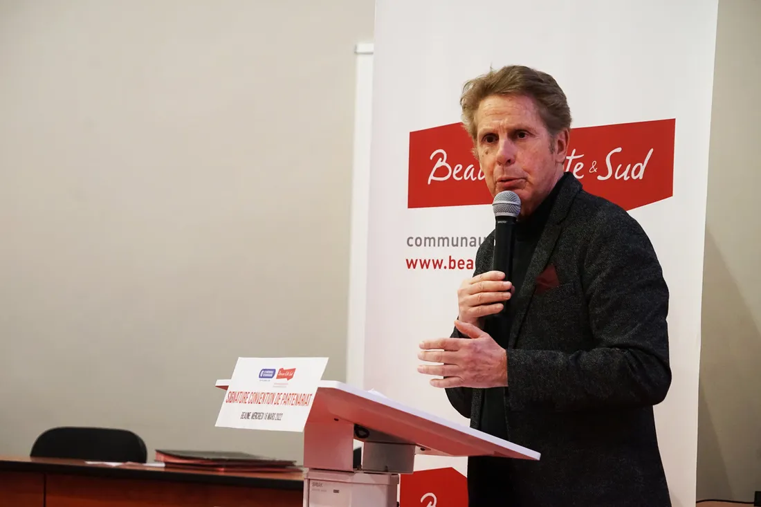 Dans ses vœux 2026, Alain Suguenot défend une Beaune résiliente malgré un contexte instable.