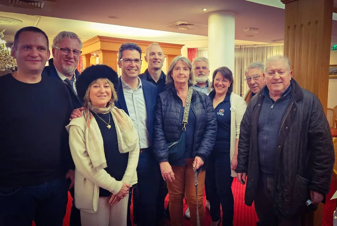 Christian Lehouck (à gauche) et le bureau du CFDB autour de Pierre Bolze (au centre)