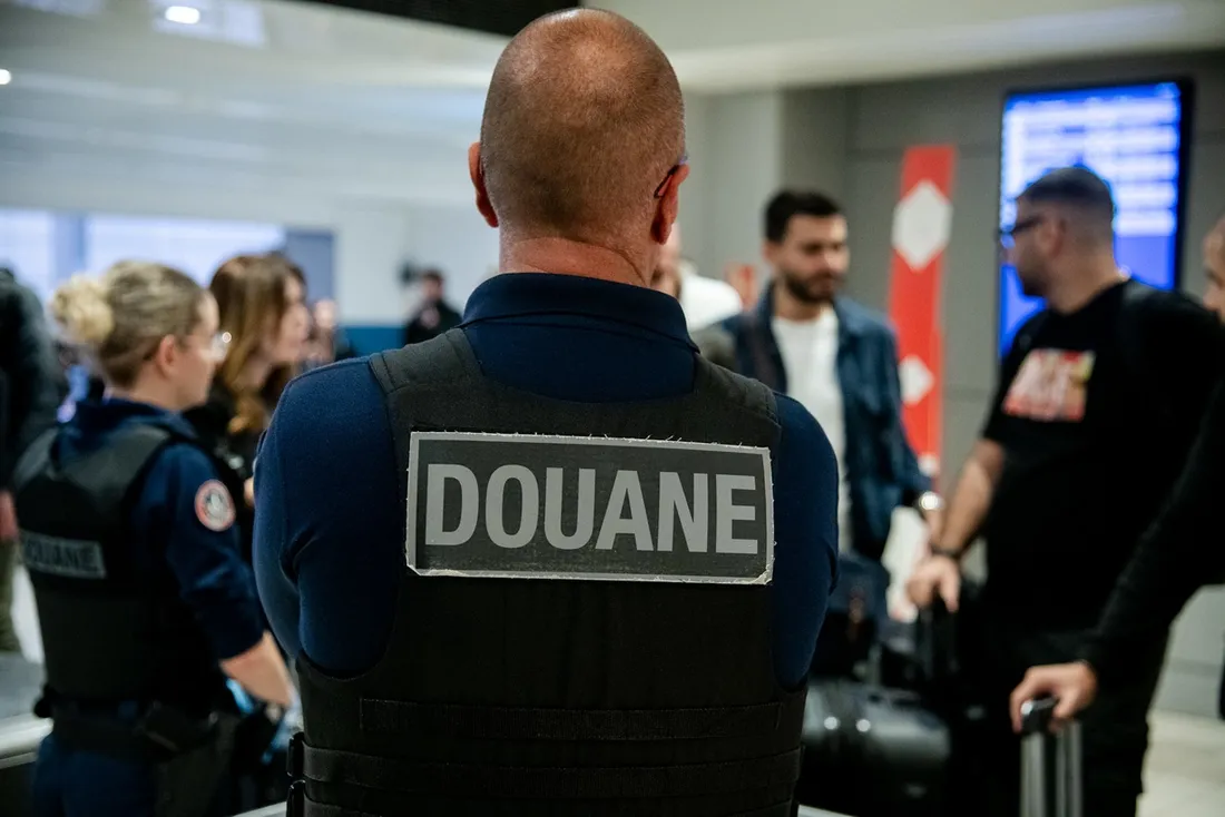 La Douane rappelle aux voyageurs le B.A-BA d’un passage frontière en toute tranquillité