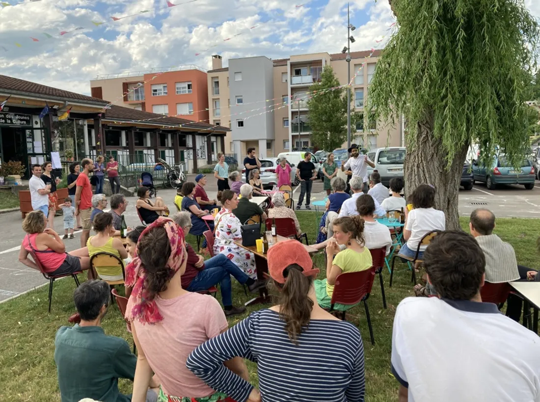 La MJC de Montbard, fait partie 1ères Scènes culturelles de proximité. 