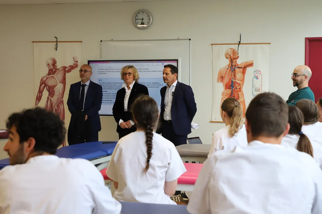 La région Bourgogne-Franche-Comté s'engage auprès des étudiants de Kinésithérapie à Dijon. 