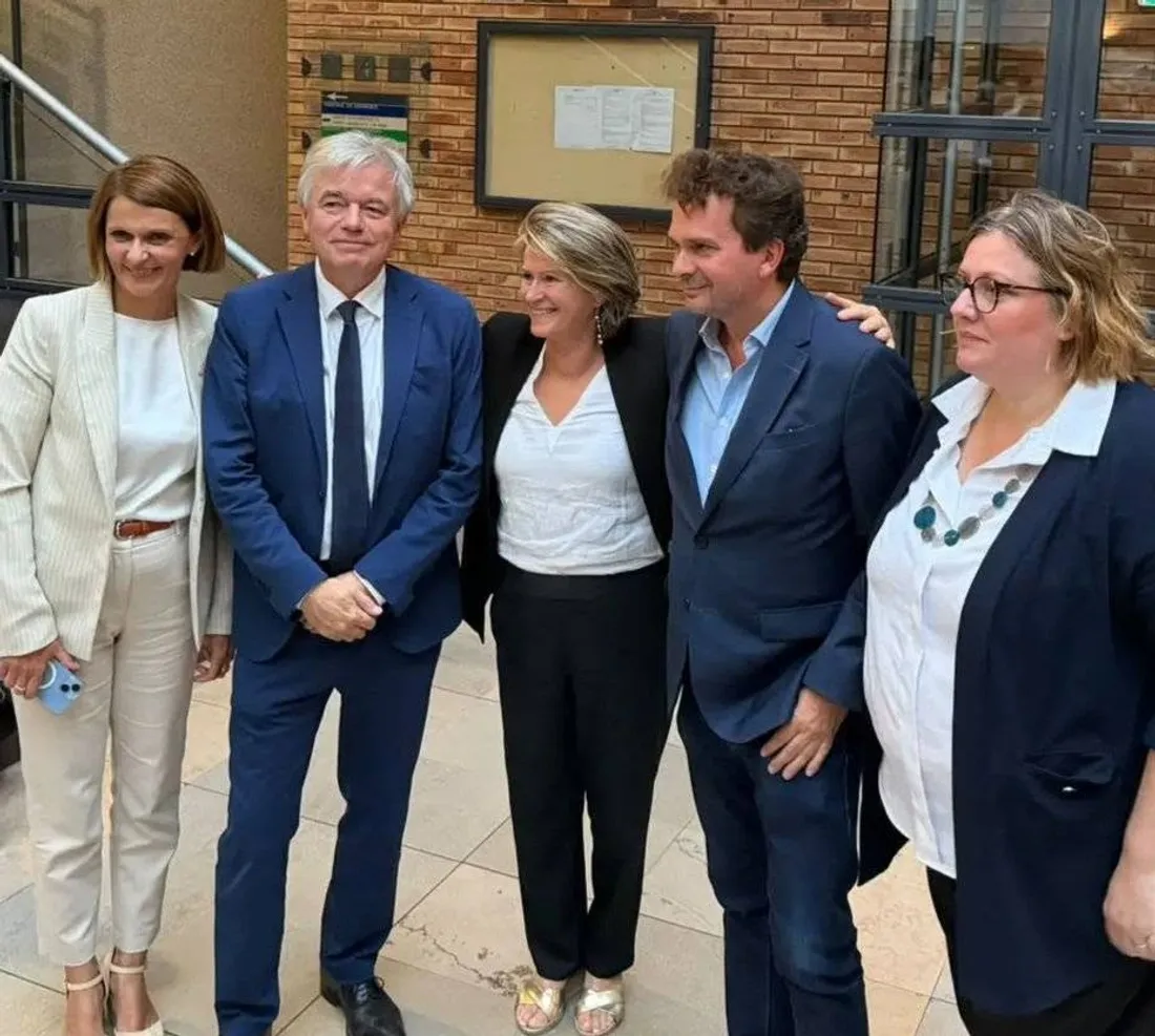 Anne-Catherine Loisier et Alain Houpert sont reconduits au poste de sénateur de Côte-d'Or. 