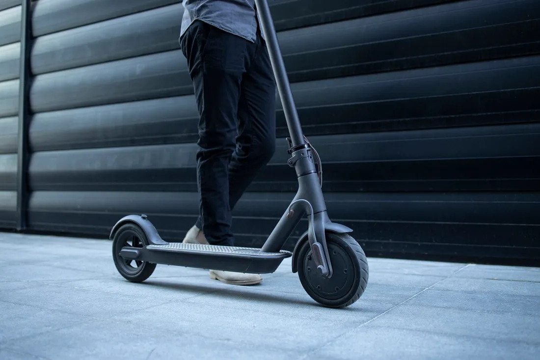 Le port du casque devient obligatoire sur les trottinettes électriques en Côte-d'Or. 