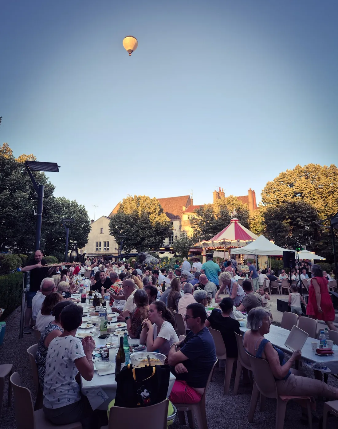 La place Carnot de Beaune sera le théâtre d'une belle soirée de festivités ce samedi 27 juin.