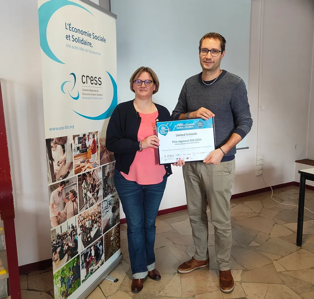 L'association dijonnaise « United Schools » a reçu un prix ce mardi