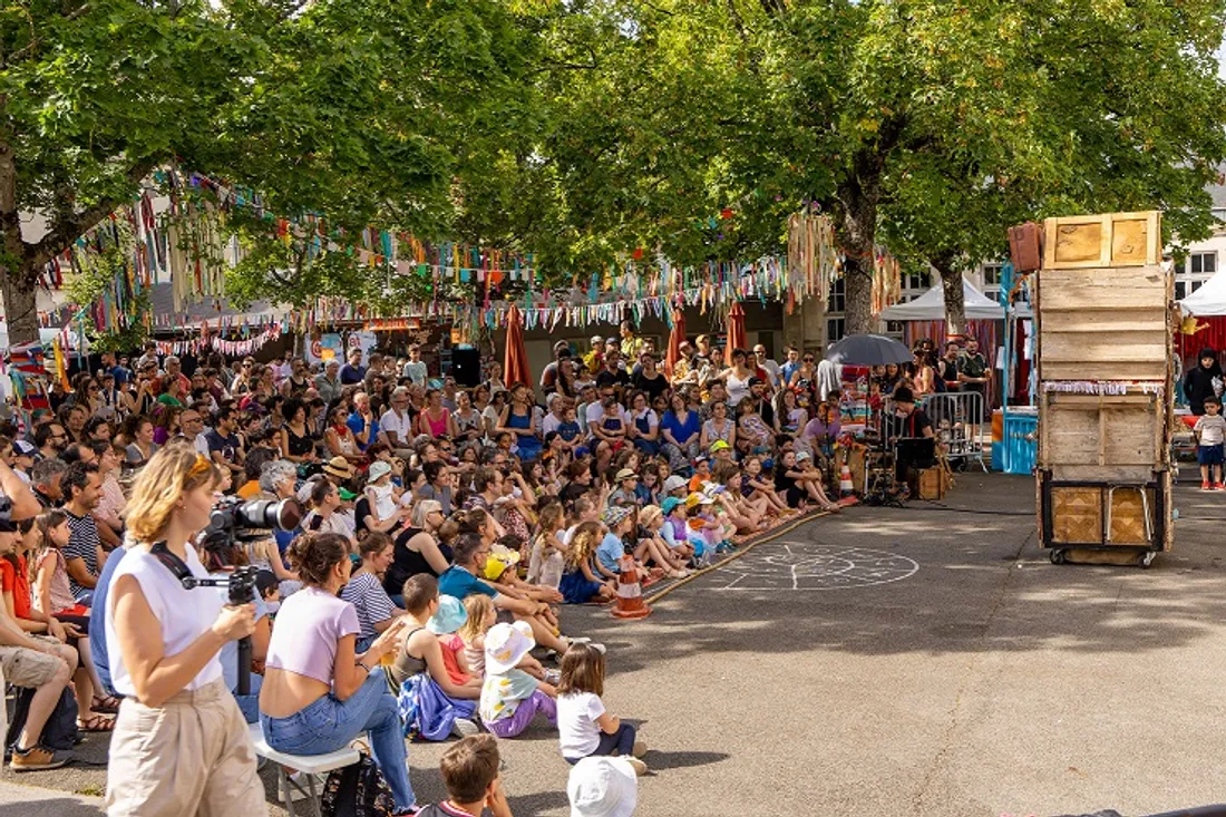 Le festival Balabar fait son retour du 9 au 12 juillet dans la cour de l'école Voltaire à Dijon. 