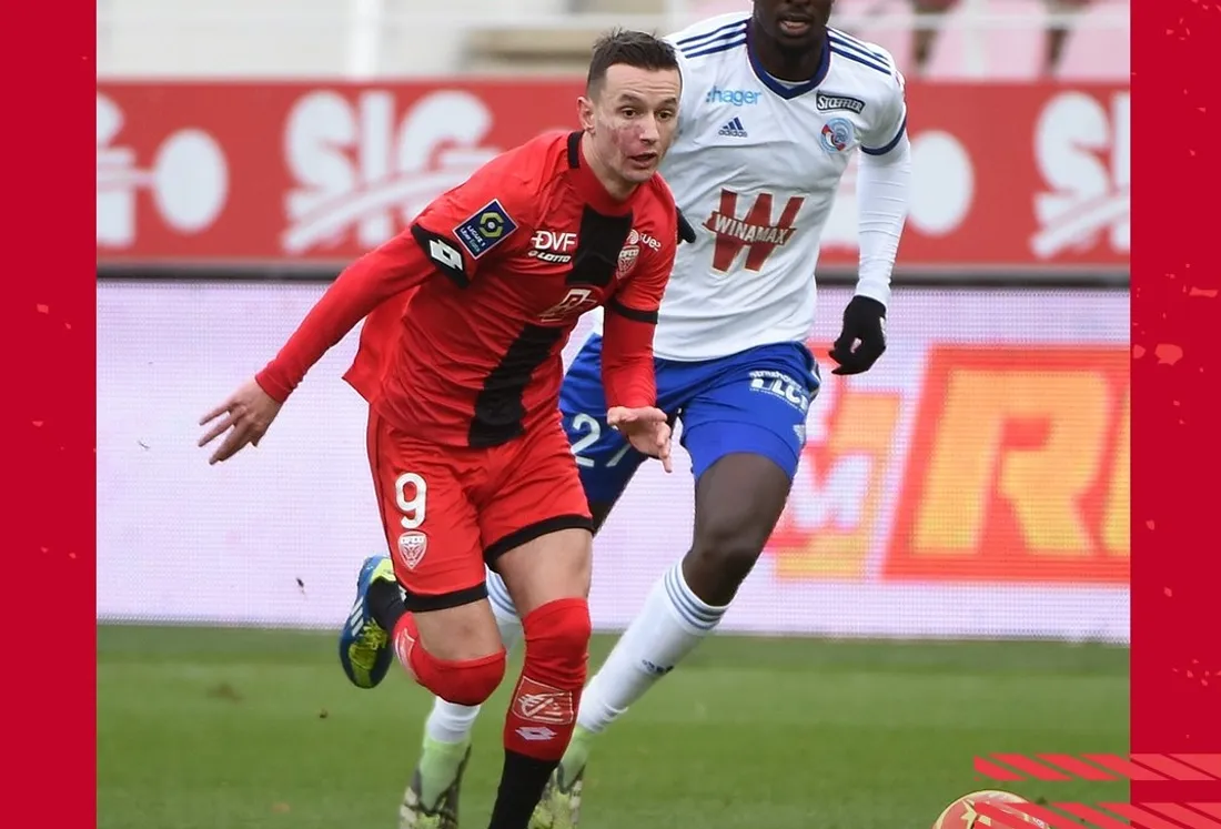 Depuis son recrutement en septembre 2020, Bersant Celina aura joué 33 matches avec le DFCO.