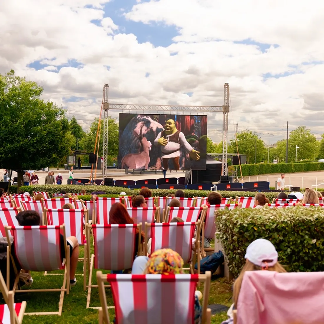 La 2eme édition du cinéma en plein air à la Toison d'Or était organisée du 12 au 15 juin