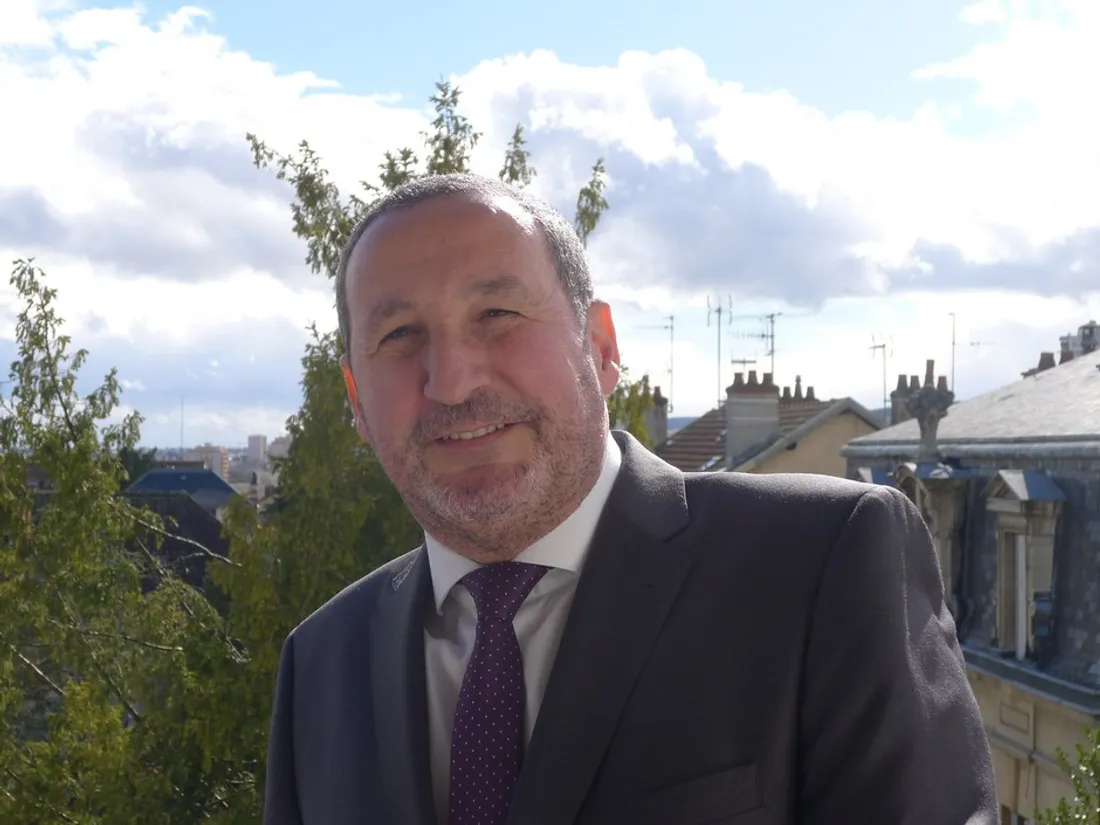 Franck Ayache, , chef de file UDI à Dijon, plaide pour une union. 