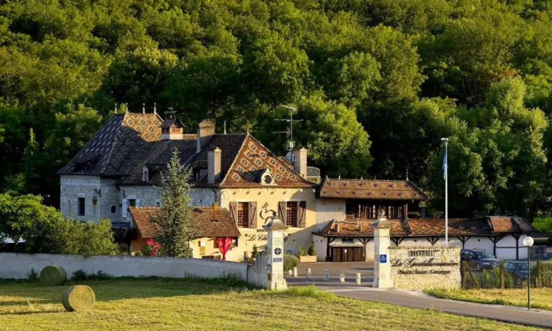 La Gentilhommière est située à la sortie de Nuits-Saint-Georges 
