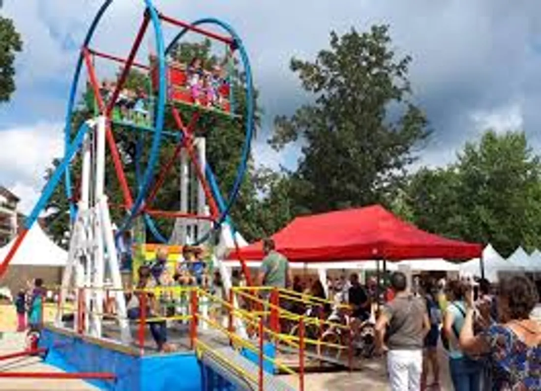 La grande roue du muséoparc Alésia pour ce week end