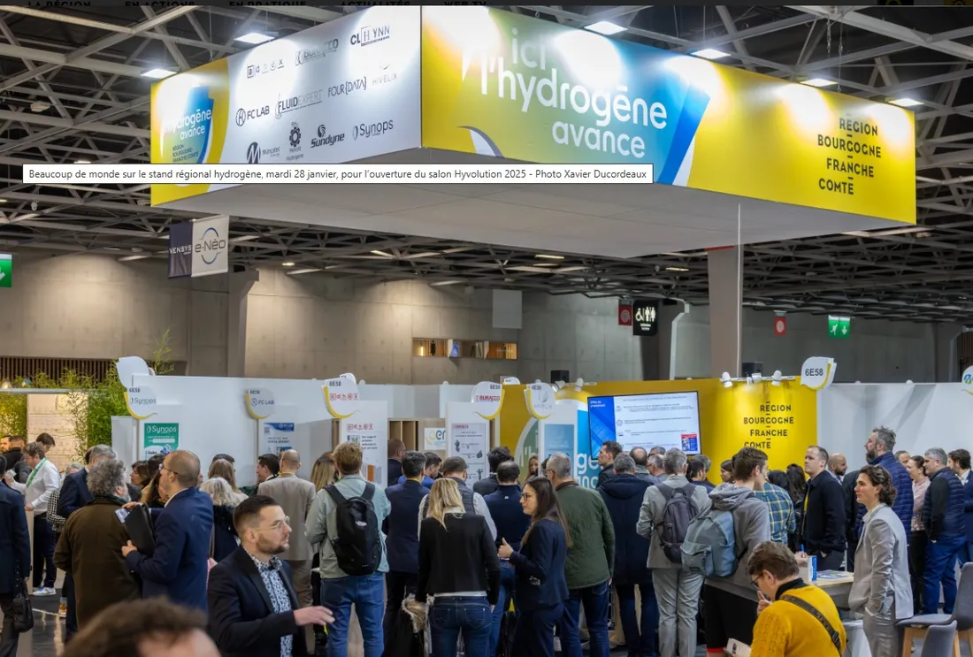 Le stand régional hydrogène, mardi 28 janvier, pour l’ouverture du salon Hyvolution 2025 