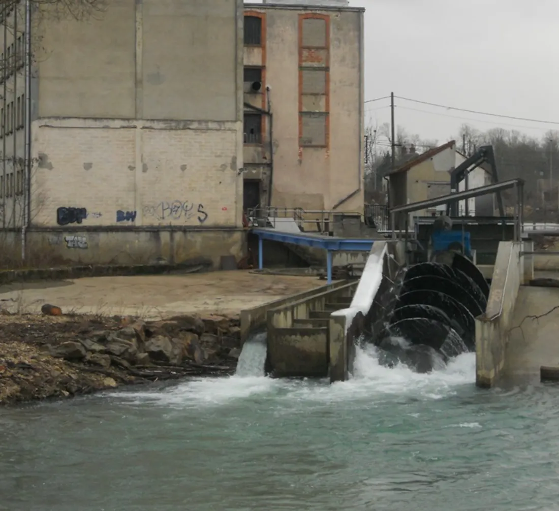 Selon l'ADEME, l'hydroélectricité représente un quart de l'électricité dans la région 