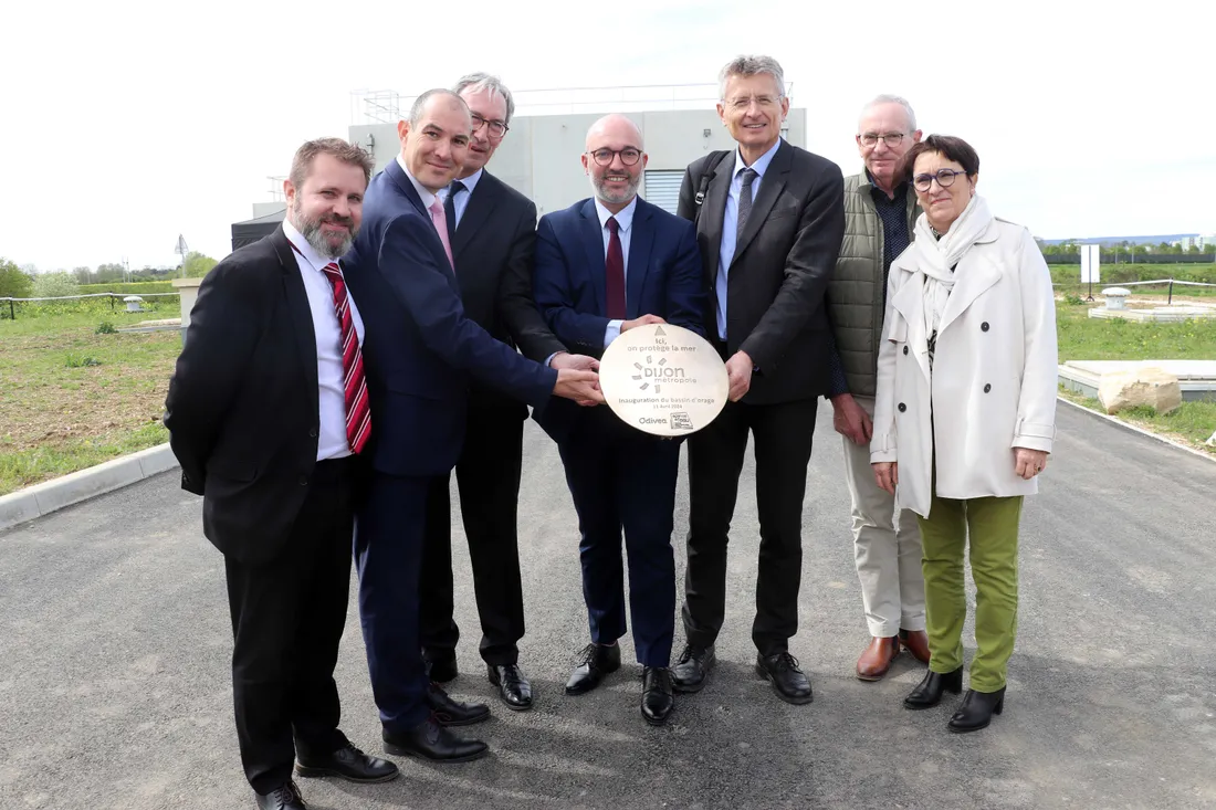 La question de l'eau est l'une des priorités de Dijon métropole, assure Antoine Hoareau (au centre).