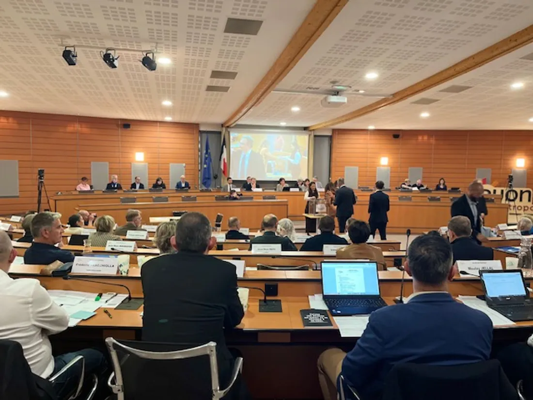 Réélu, François Rebsamen, détaille les grandes orientations de son mandat au conseil métropolitain.