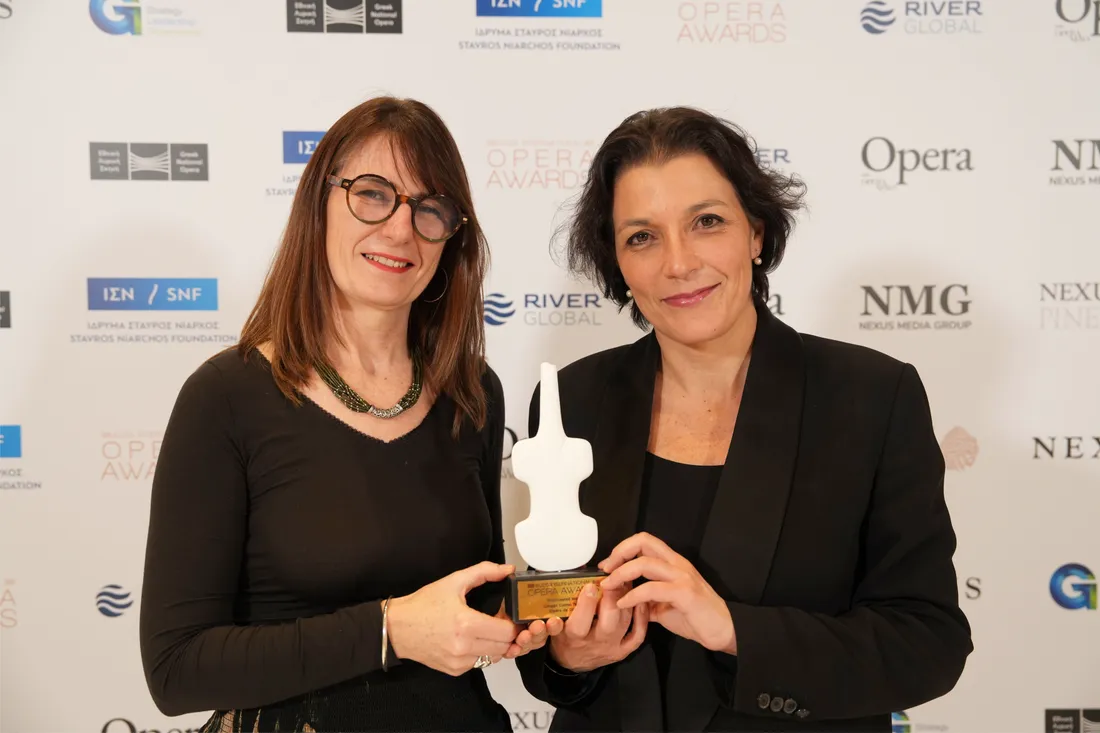 Jacqui Howard (à gauche) et Antonella Zedda (à droite), sourire aux lèvres. 