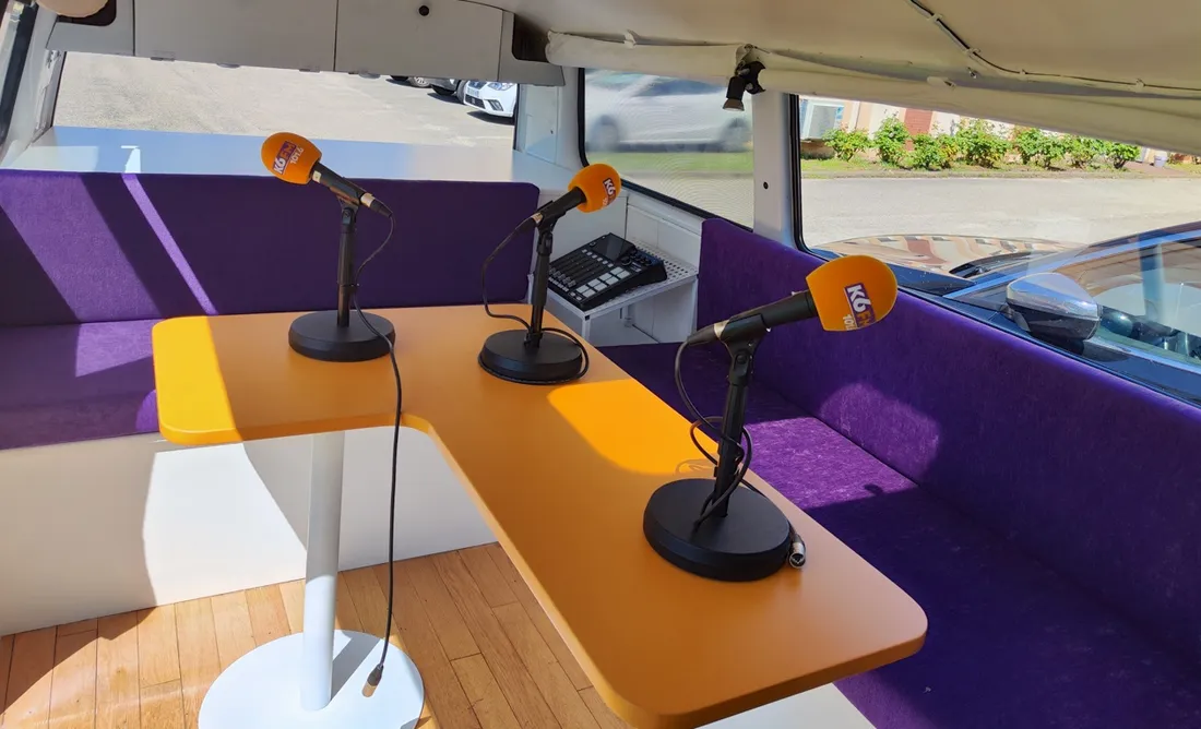 Le KOMBI K6 peut accueillir trois personnes aisément... 