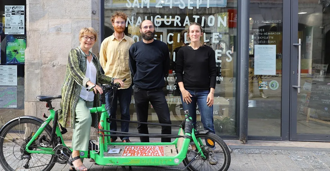 Marie-Guite Dufay a effectué une visite d'un atelier participatif à Besançon