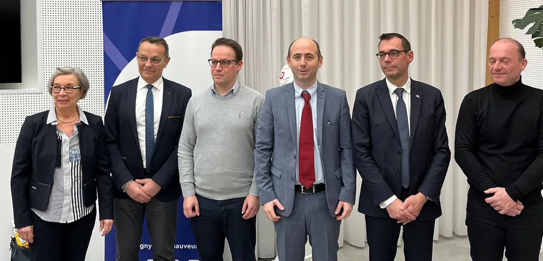 Des maires ayant proposé ce dispositif avec Etienne Jallet, président-fondateur de Wikipower