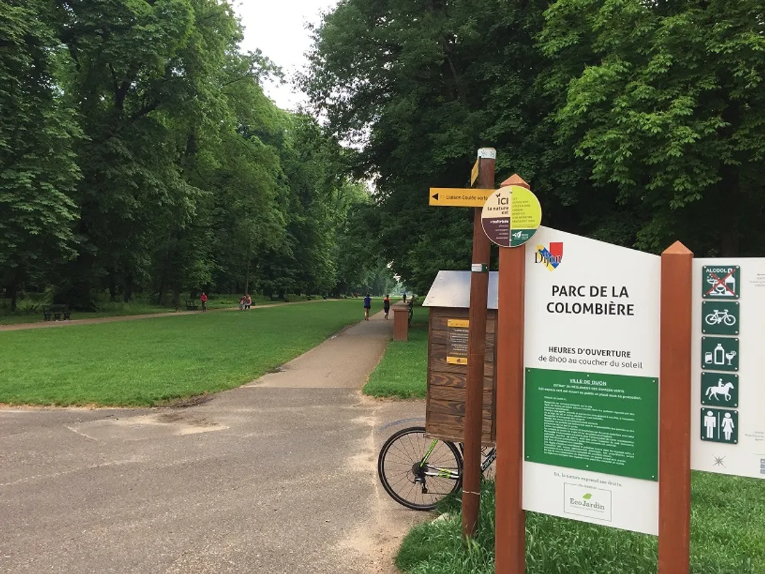 Cette nouvelle piste cyclable part du parc de la Colombière 