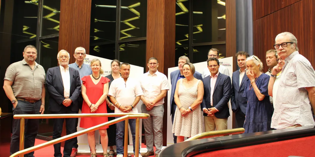 Tous les acteurs de la région et de Dijon réunis pour la signature de la charte SERM.
